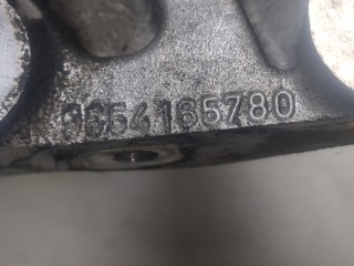 Кронштейн двигателя, ориг. номер 9654185780, Peugeot 207 2009-2013