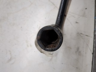 Ключ балонный, ориг. номер 0915002020, Toyota Sienna 2000-2003