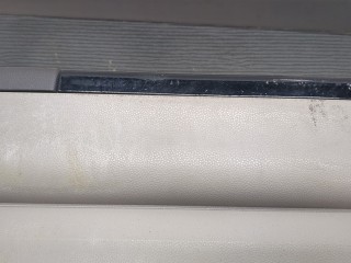 Дверная карта (Обшивка двери) левая передняя, ориг. номер ZZDB6942003, Mazda Tribute 2007-2011