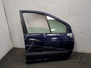 Дверная карта (Обшивка двери) правая передняя Renault Scenic 1999-2003