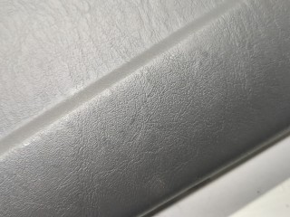 Дверная карта (Обшивка двери) правая передняя, ориг. номер EF9368430B66, Mazda Tribute 2004-2007