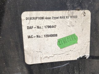 Дверная карта (Обшивка двери) правая передняя, ориг. номер 1679386, DAF XF 105 2005-2013