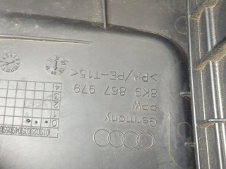 Обшивка крышки (двери) багажника, ориг. номер 8K9827023, Audi A4 (B8) 2007-2012