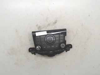 Панель управления магнитолой, ориг. номер 94563268, Chevrolet Cruze 2008-2012