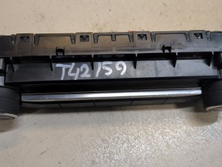 Панель управления магнитолой, ориг. номер LJ6T18K811CA, Ford Kuga 2019-2024