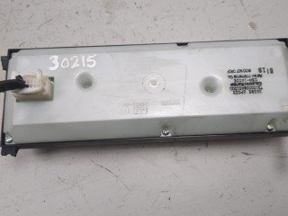 Панель управления магнитолой, ориг. номер 13100008401000, Nissan Navara 2001-2007