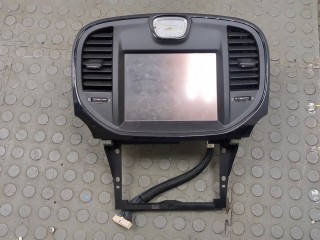 Дисплей мультимедиа, ориг. номер 68105156AB, Chrysler 300C 2011-2015