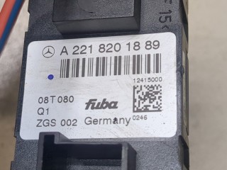 Усилитель антенны, ориг. номер A2218201889, Mercedes S-Класс 2005-2009