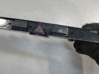 Кнопка аварийки, ориг. номер 13100105, Opel Zafira B 2005-2008