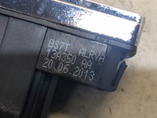 Кнопка аварийки, ориг. номер BS7T13A350AA, Ford Focus 2007-2011