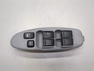Кнопка стеклоподъемника (блок кнопок) правая передняя Nissan Almera Tino 2003-2006