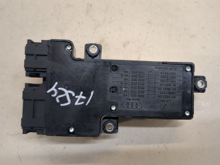 Кнопка регулировки сидений правая, ориг. номер 8K0959748, Volkswagen Touareg 2010-2014