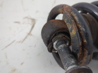 Амортизатор кабины левый задний, ориг. номер 7421430901, Renault T 2013-2026