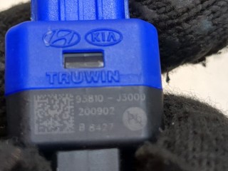 Концевик педали тормоза, ориг. номер 95810J3000, KIA Soul 2019-2022