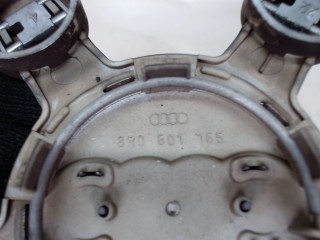 Колпачок литого диска, ориг. номер 8R0601165, Audi A3 2008-2013