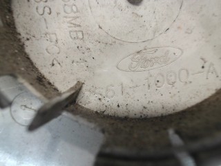 Колпачок литого диска, ориг. номер 2S611000AA, Ford Fiesta 2001-2007