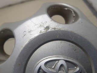 Колпачок литого диска, ориг. номер 426030C050, Toyota Tundra 2002-2007