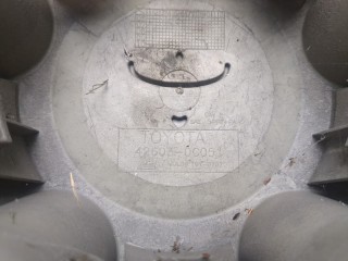 Колпачок литого диска, ориг. номер 426030C050, Toyota Tundra 2002-2007