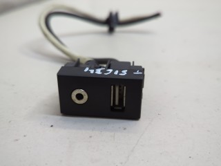 Разъем AUX/USB, Renault T 2013-2026