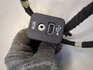 Разъем AUX/USB, ориг. номер 68232705, Dodge Journey 2011-2020