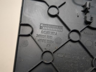 Разъем AUX/USB, ориг. номер 5JC857367A, Skoda Rapid 2012-2017