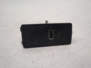 Разъем AUX/USB, ориг. номер 31389705, Volvo S90 2016-2020