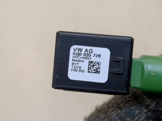 Разъем AUX/USB, ориг. номер 5Q0035724, Volkswagen Atlas 2017-2020