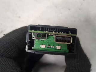 Разъем AUX/USB, ориг. номер 961201P000, KIA Venga 2009-2014