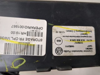 Разъем AUX/USB, ориг. номер 5C8858329A, Volkswagen Jetta 2010-2014