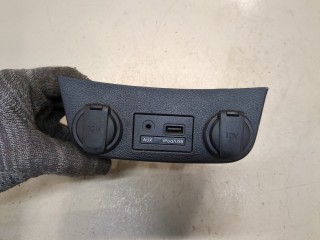 Разъем AUX/USB, ориг. номер 961202V000, Hyundai Veloster 2011-2015