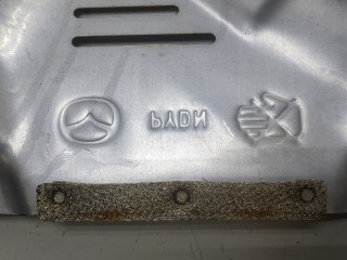 Тепловой экран (термозащита), Mazda 3 (BP) 2019-2026