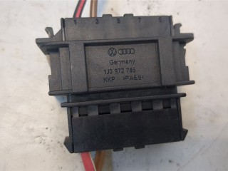 Фишка (разъем), ориг. номер 1J0972785, Skoda Fabia 2004-2007