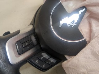Подушка безопасности водителя, ориг. номер HR3Z63043B13BE, Ford Mustang 2014-2017
