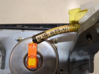 Подушка безопасности переднего пассажира, ориг. номер 739700K071C0, Toyota Hilux 2011-2015