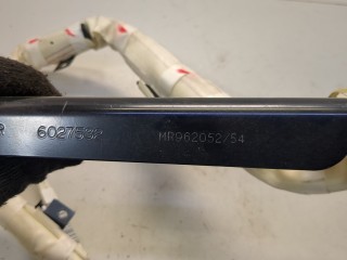 Подушка безопасности боковая (шторка) правая, ориг. номер MR962054, Mitsubishi Grandis 2003-2011