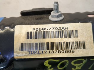 Подушка безопасности коленная, ориг. номер 05057792AH, Chrysler 300C 2011-2015