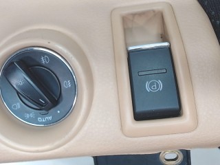 Подушка безопасности коленная, ориг. номер 7P5858903F, Porsche Cayenne 2010-2014