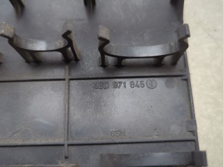 Пластик (обшивка) моторного отсека, ориг. номер 4B0971845, Audi A6 1997-2001