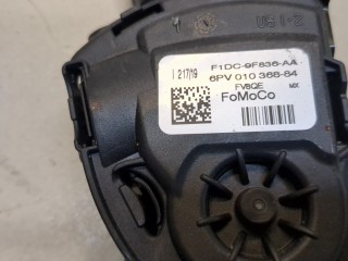 Педаль газа, ориг. номер F1DZ9F836A, Ford Escape 2015-2019