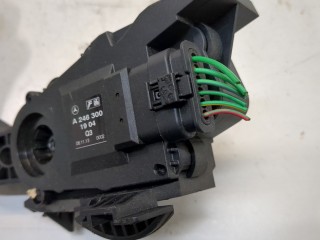 Педаль газа, ориг. номер A2463001904, Mercedes CLA C117 2013-2016