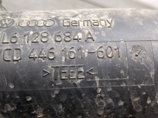 Патрубок интеркулера, ориг. номер 7L6128684A, Volkswagen Touareg 2002-2007