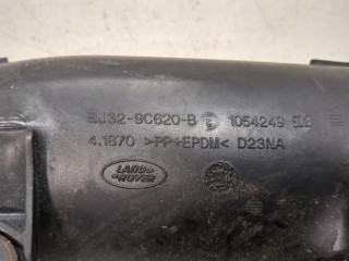 Патрубок корпуса воздушного фильтра, ориг. номер BJ329C620BC, Land Rover Range Rover Evoque 2011-2015