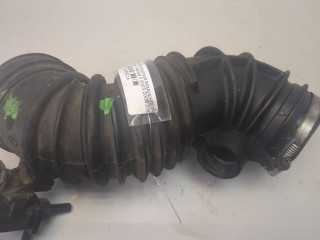 Патрубок корпуса воздушного фильтра, Toyota Avensis 2 2003-2006