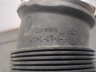 Патрубок корпуса воздушного фильтра, ориг. номер 7P0129684A, Volkswagen Touareg 2010-2014