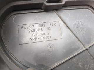 Пластик радиатора левый, ориг. номер 51717061890, BMW 5 серия 2007-2010