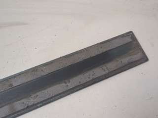 Молдинг двери правое переднее, ориг. номер MR135744, Mitsubishi Space Star 1998-2002