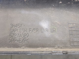 Молдинг двери левое переднее, ориг. номер 5727A029, Mitsubishi Outlander 2002-2009