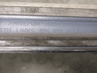 Молдинг двери левое переднее, ориг. номер 8P4853953A, Audi A3 2008-2013