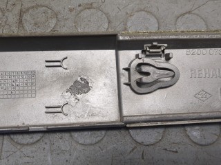 Молдинг двери левое переднее, ориг. номер 8200073469, Renault Megane 2002-2006