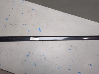 Молдинг двери правое переднее Audi A4 2000-2006